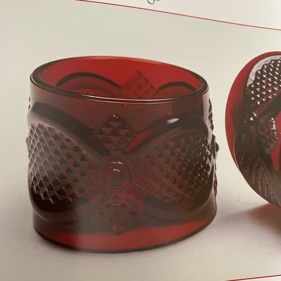 4 Napkin Rings - Picture 2 of 12